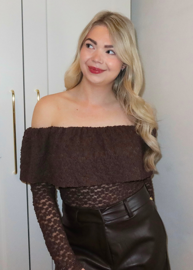 FEMM kanten off shoulder top - bruin