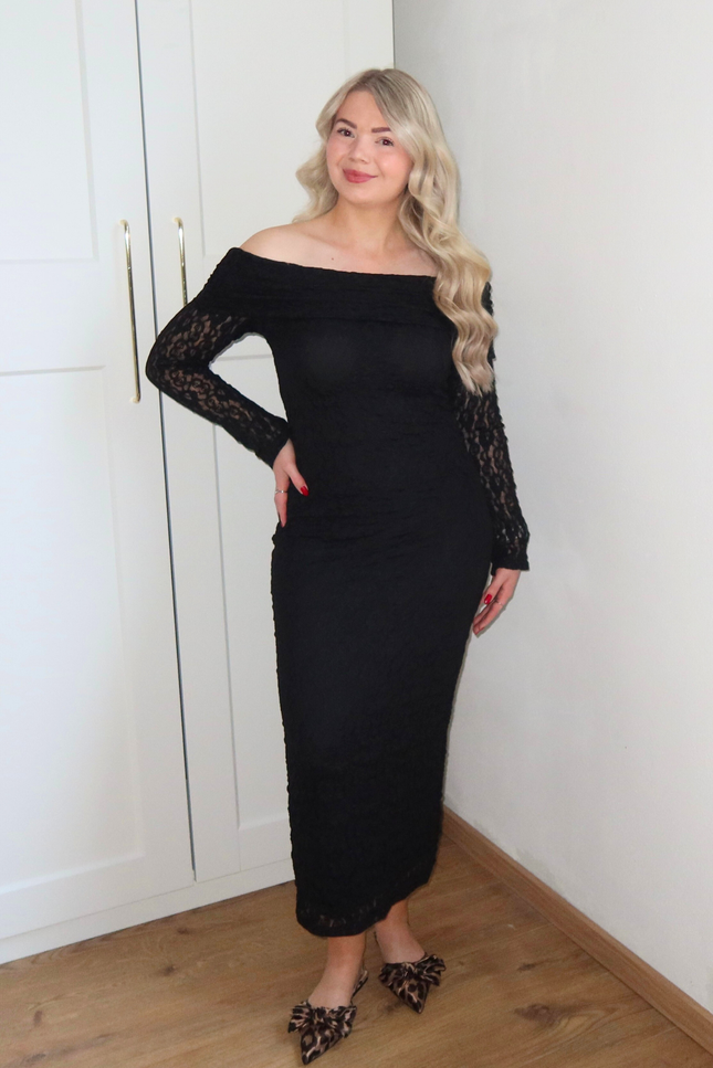 GIGI kanten off shoulder jurk - zwart